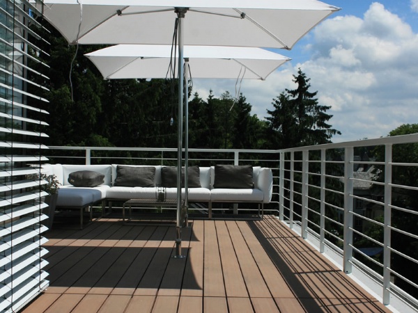 DECKING IN GERMANY (1)